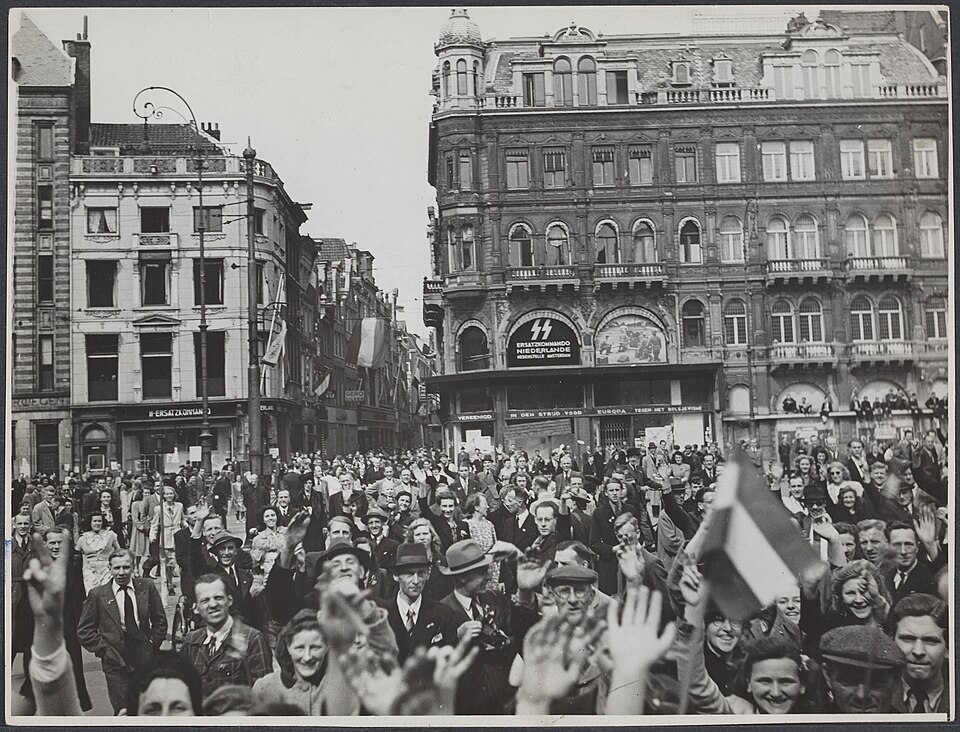 Amsterdam celebrates liberation