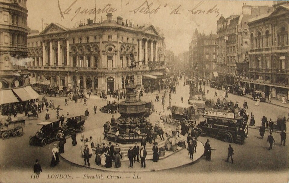 Piccadilly Circus